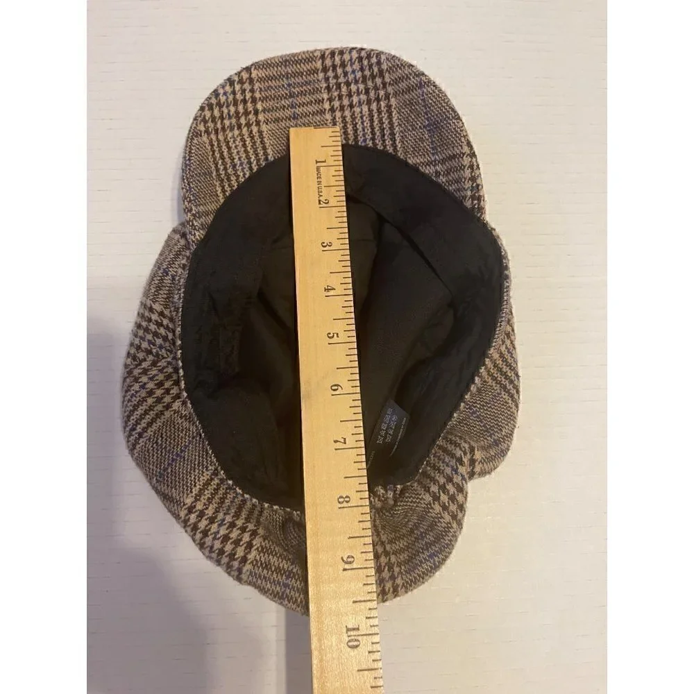 Urban Outfitters Women's Brown and Black Newsboy Caps Brown Tweed S/M